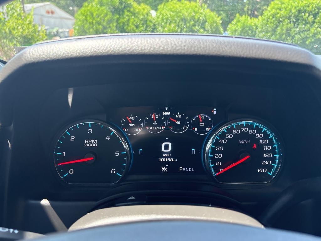 used 2019 GMC Yukon car, priced at $35,621