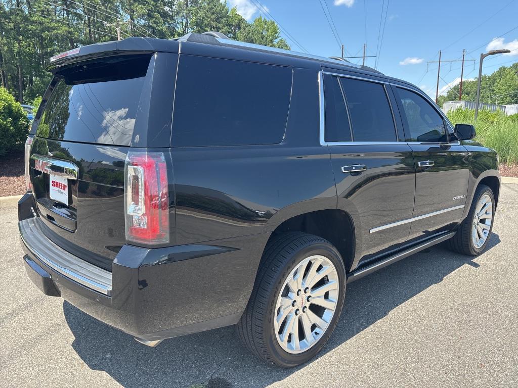 used 2019 GMC Yukon car, priced at $35,621