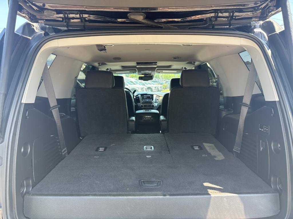 used 2019 GMC Yukon car, priced at $35,621