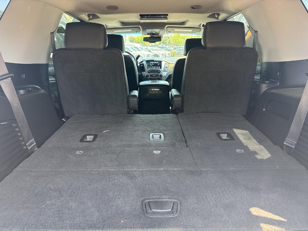 used 2019 GMC Yukon car, priced at $35,621