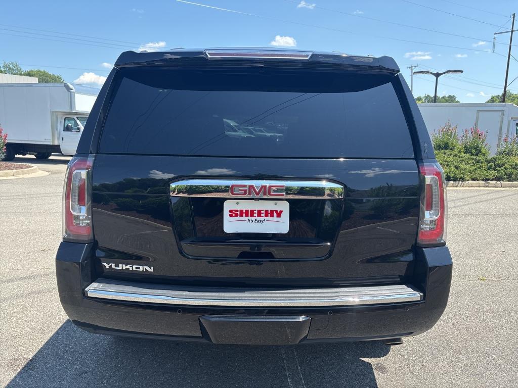 used 2019 GMC Yukon car, priced at $35,621