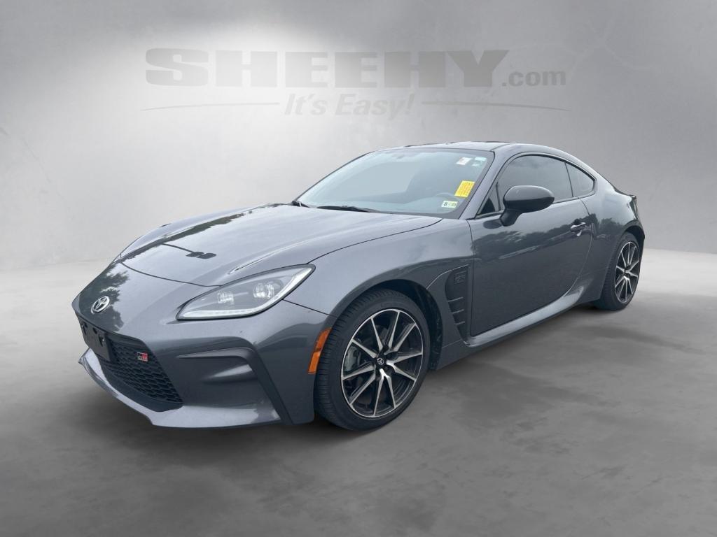 used 2023 Toyota GR86 car, priced at $27,709
