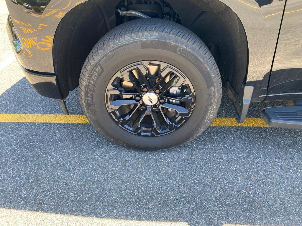 used 2022 Chevrolet Silverado 1500 car, priced at $45,525