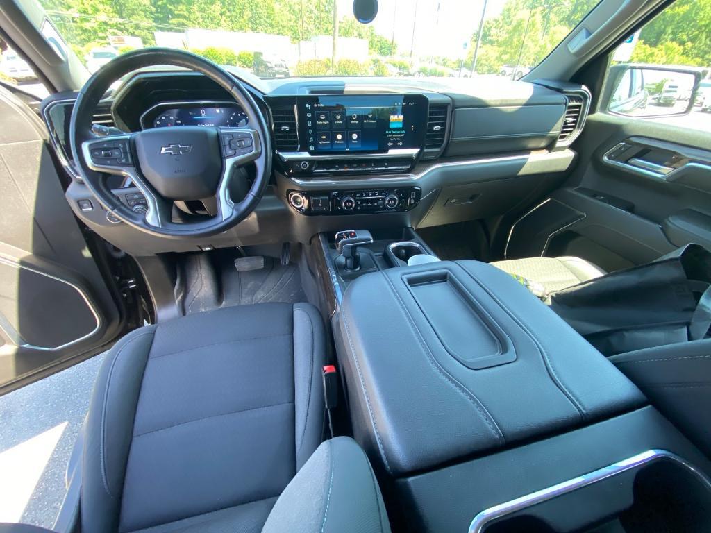 used 2022 Chevrolet Silverado 1500 car, priced at $45,525