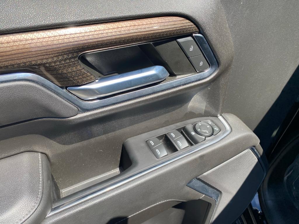used 2022 Chevrolet Silverado 1500 car, priced at $45,525