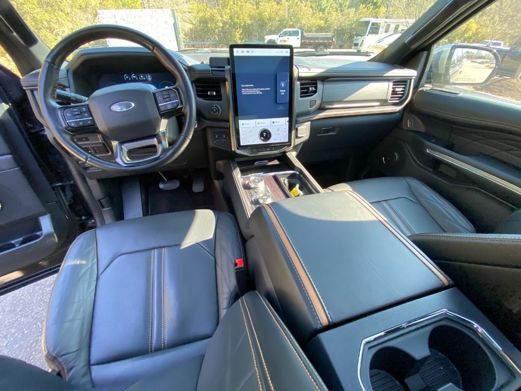 used 2023 Ford Expedition car, priced at $62,500