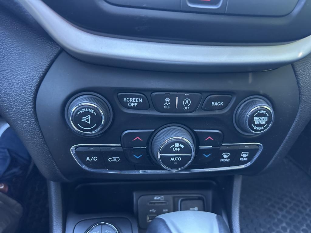 used 2017 Jeep Cherokee car, priced at $14,888
