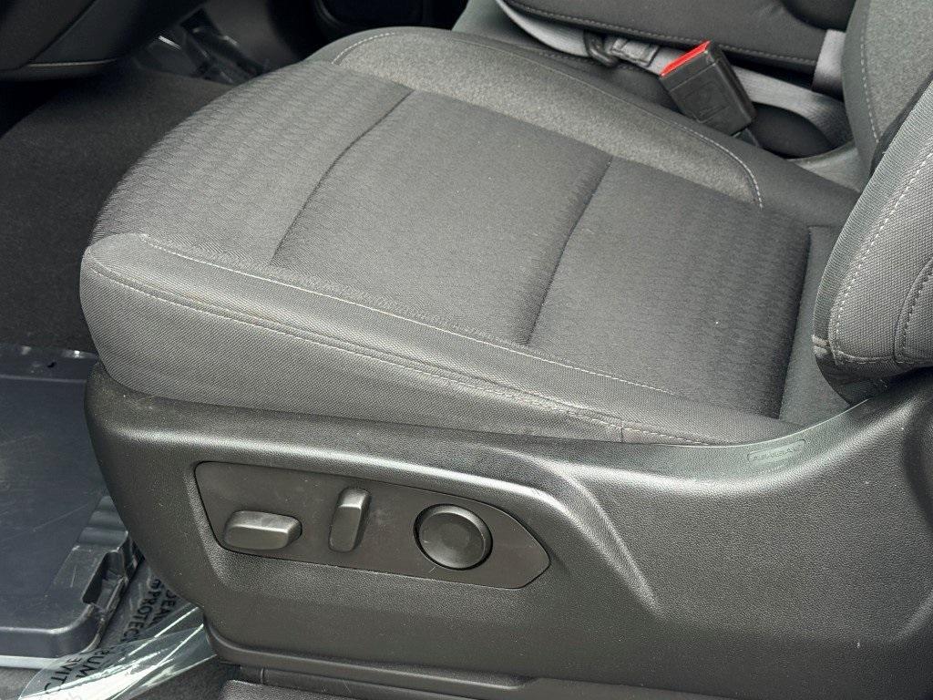 used 2022 Chevrolet Silverado 1500 car, priced at $33,990