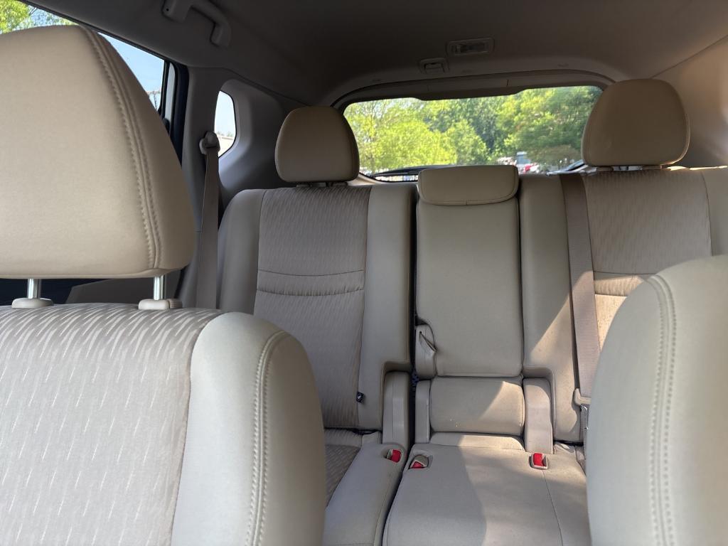 used 2020 Nissan Rogue car, priced at $17,887