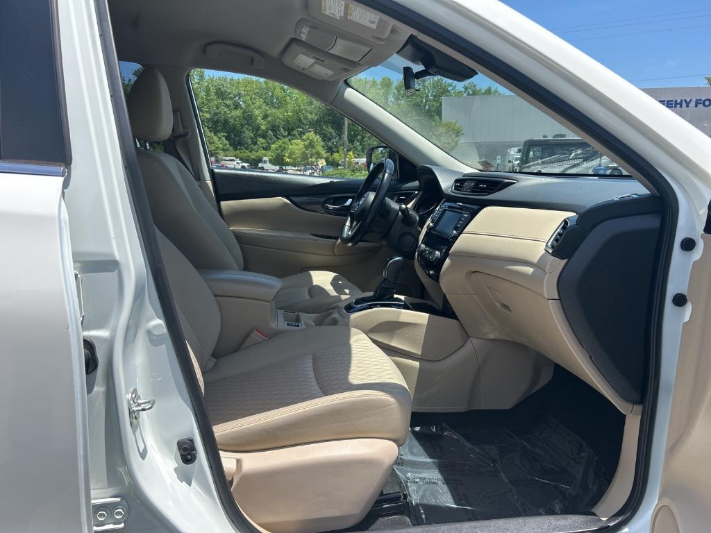 used 2020 Nissan Rogue car, priced at $17,887