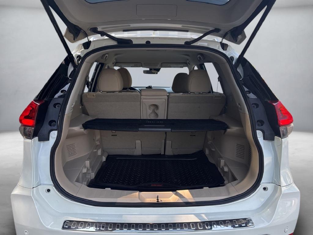 used 2020 Nissan Rogue car, priced at $17,887