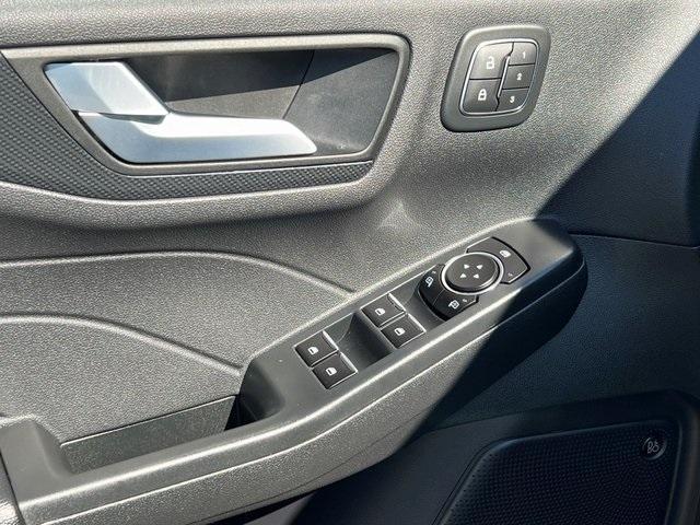 used 2023 Ford Escape car, priced at $23,500
