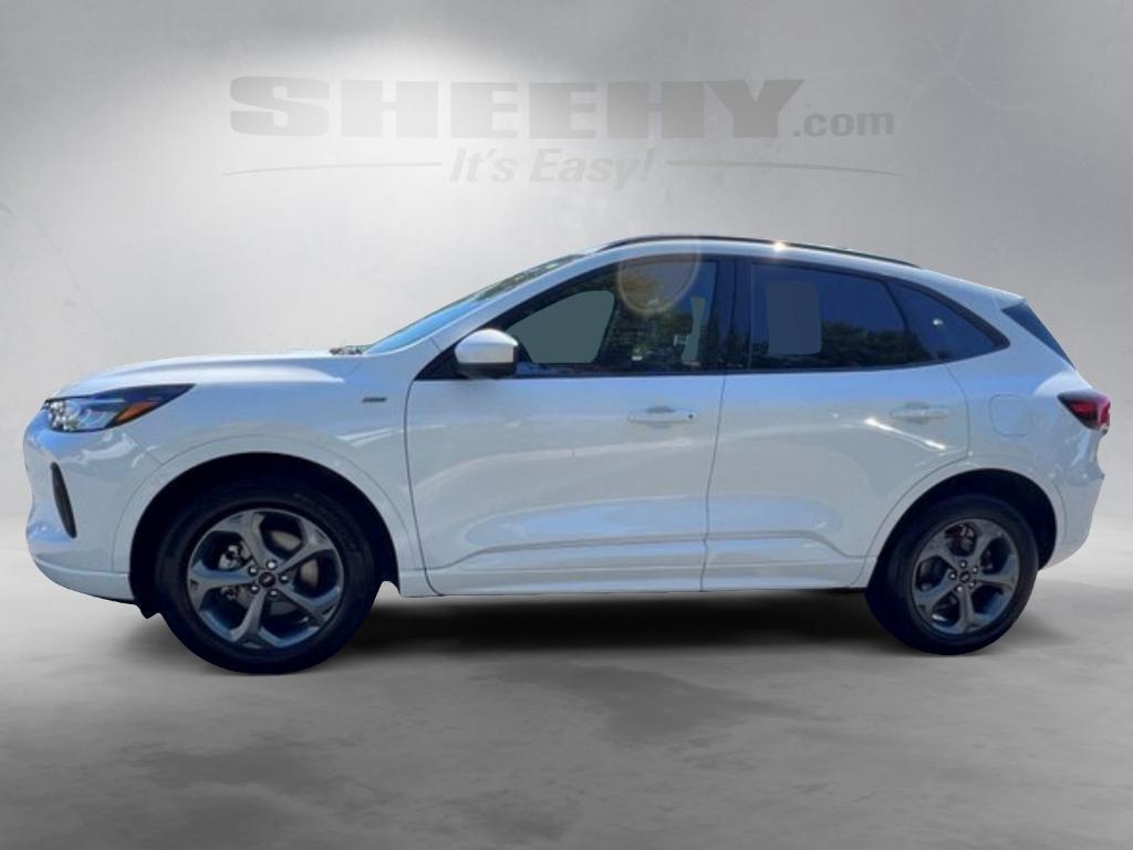 used 2023 Ford Escape car, priced at $23,500