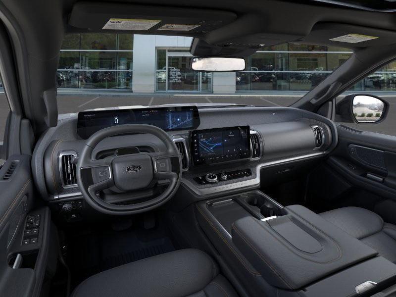 new 2025 Ford Expedition car, priced at $80,027