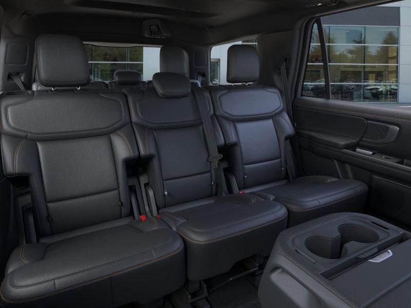 new 2025 Ford Expedition car, priced at $80,027