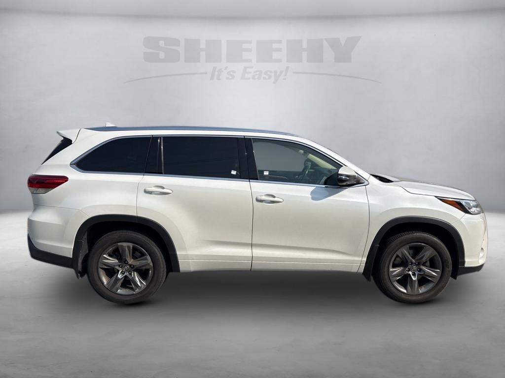 used 2018 Toyota Highlander car, priced at $28,250