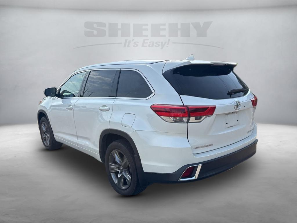 used 2018 Toyota Highlander car, priced at $28,250