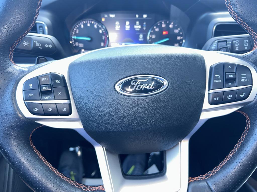 used 2022 Ford Explorer car, priced at $35,900