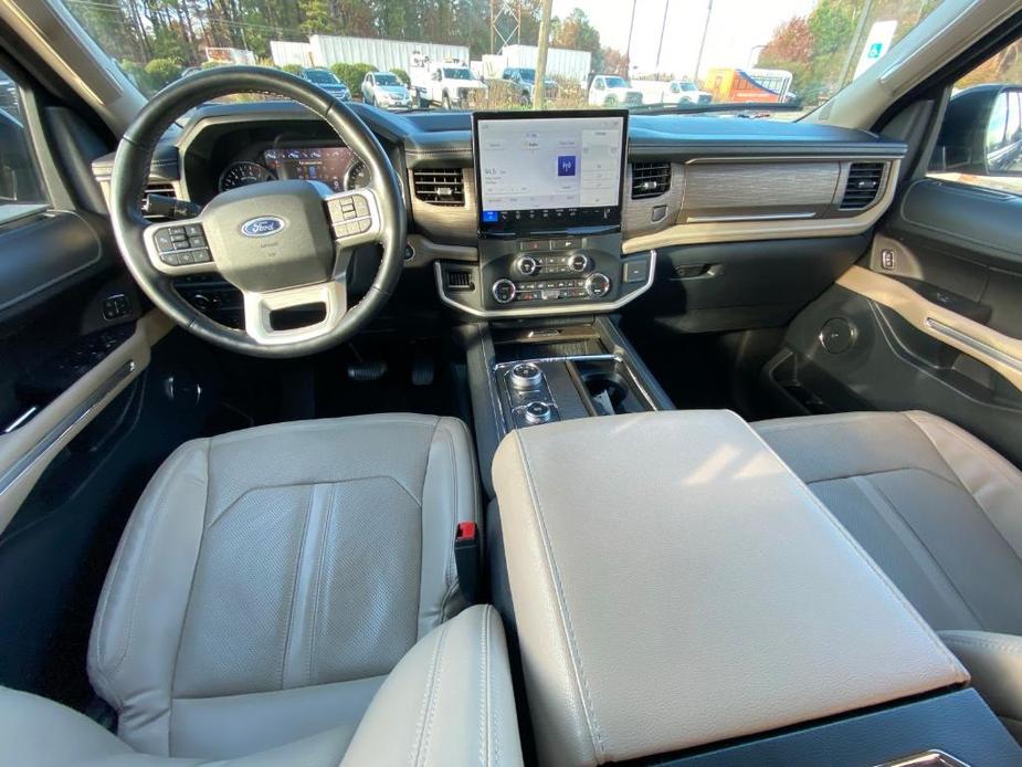 used 2022 Ford Expedition car, priced at $42,900