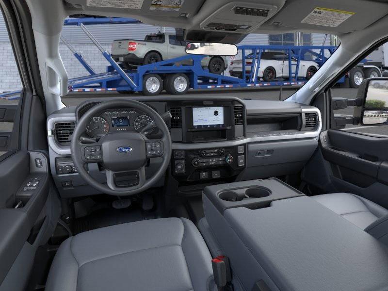 new 2025 Ford F-250 car, priced at $52,270