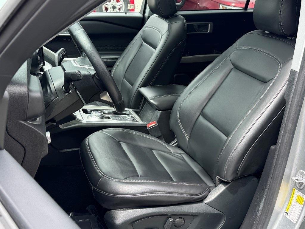 used 2022 Ford Explorer car, priced at $28,995