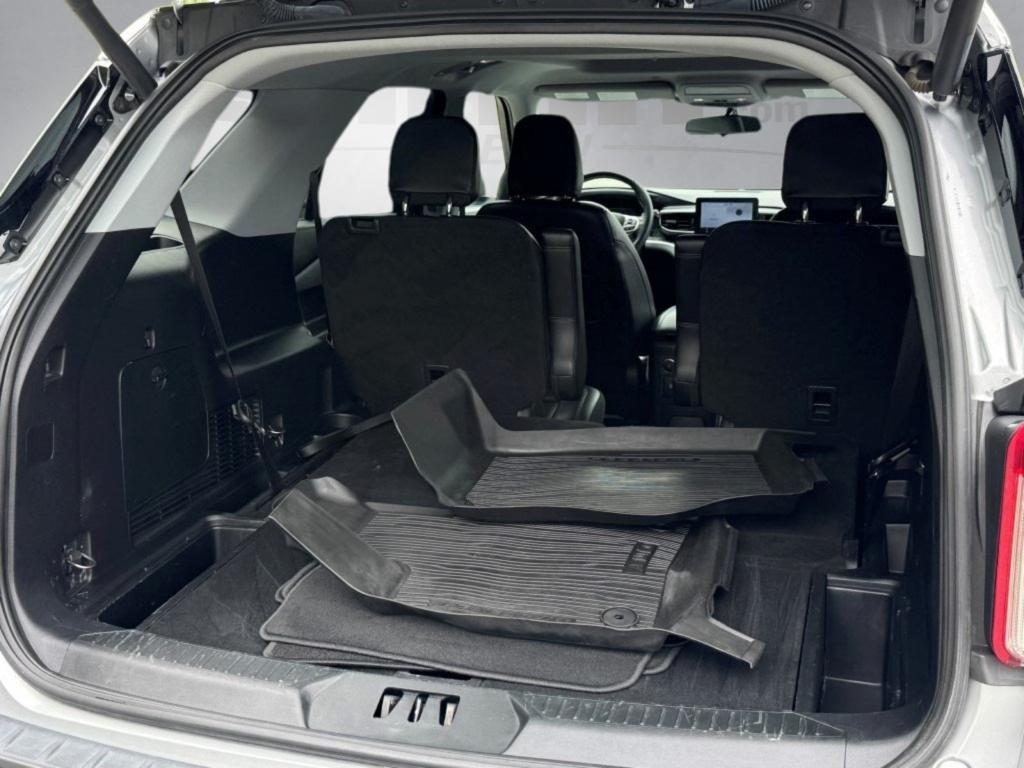 used 2022 Ford Explorer car, priced at $28,995