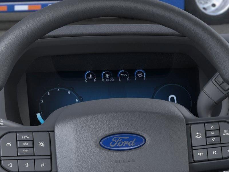 new 2025 Ford F-150 car, priced at $35,620