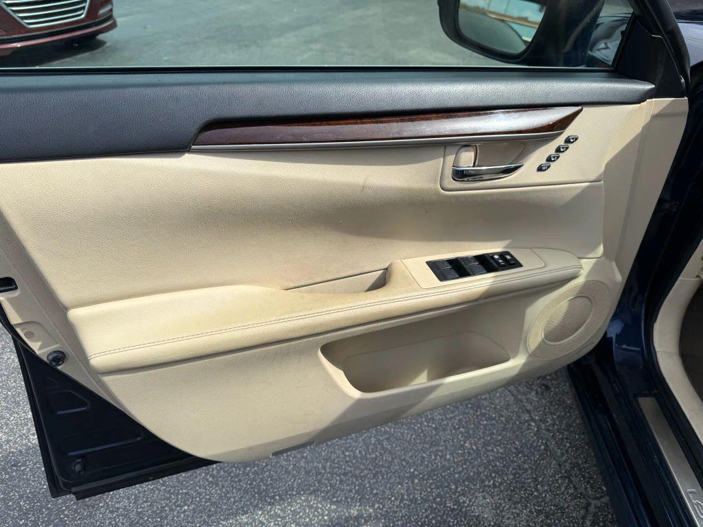 used 2015 Lexus ES 350 car, priced at $13,499