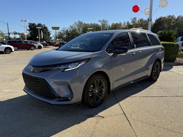 new 2025 Toyota Sienna car