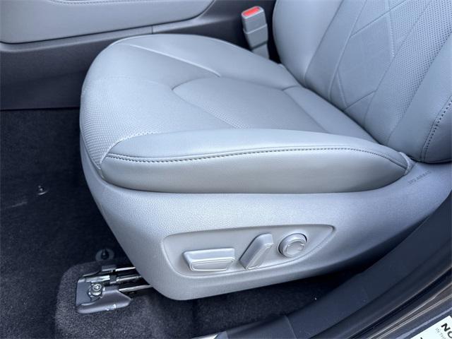 new 2025 Toyota Highlander car, priced at $56,569