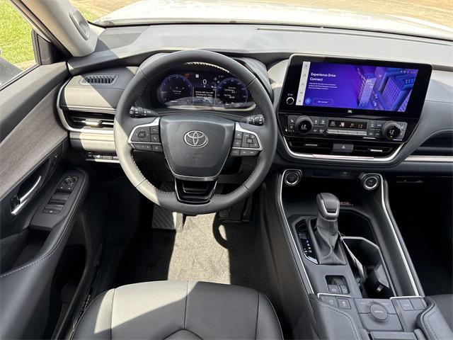 new 2025 Toyota Grand Highlander car, priced at $56,199