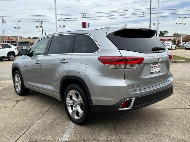 used 2019 Toyota Highlander car