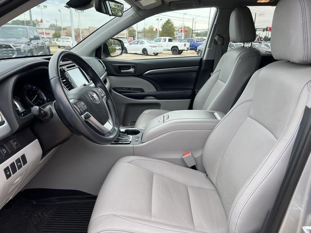 used 2019 Toyota Highlander car