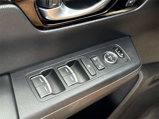 used 2025 Honda CR-V car, priced at $38,987