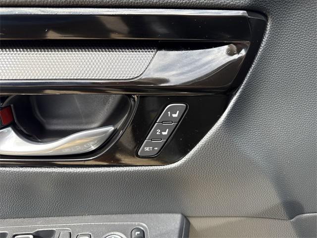 used 2025 Honda CR-V car, priced at $38,987