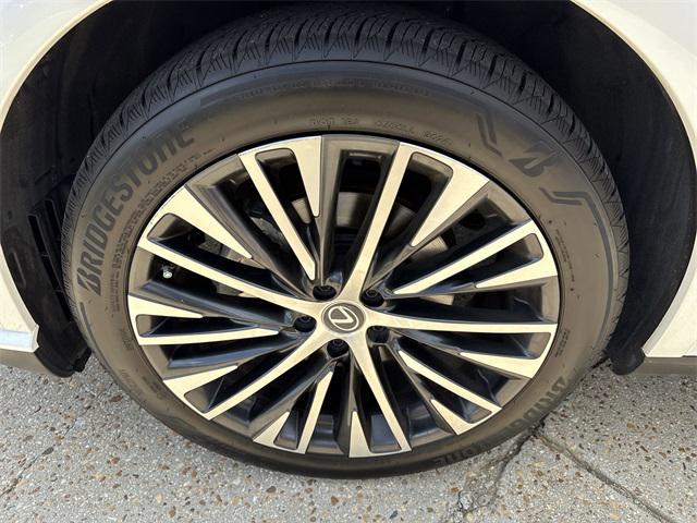 used 2024 Lexus RX 350 car, priced at $59,987