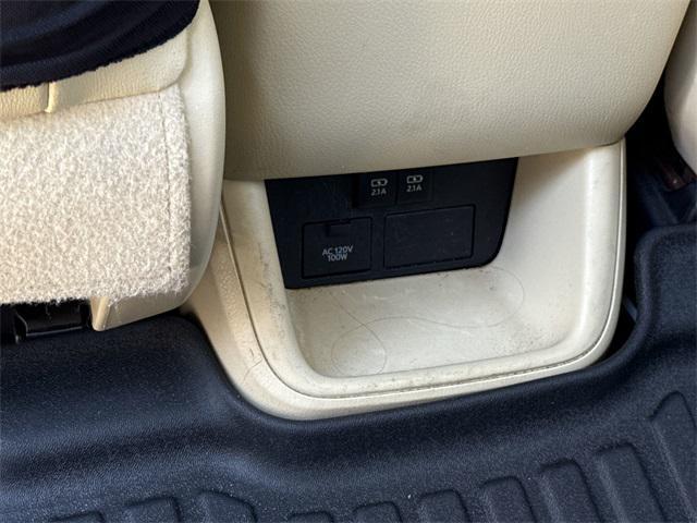 used 2019 Toyota Highlander car, priced at $30,987