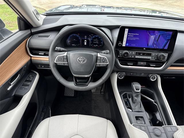 new 2025 Toyota Grand Highlander car, priced at $55,775