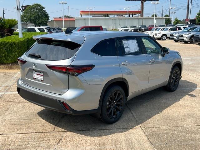 new 2024 Toyota Highlander car