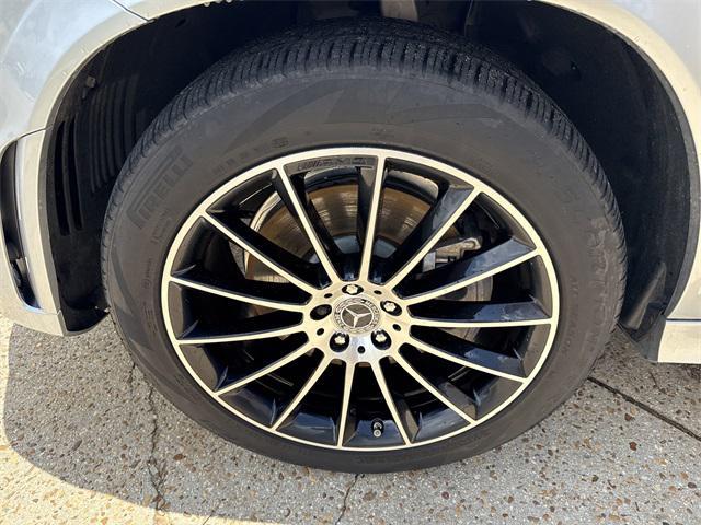 used 2022 Mercedes-Benz GLE 450 car, priced at $53,987