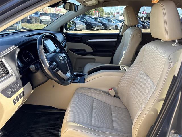 used 2019 Toyota Highlander car, priced at $18,987