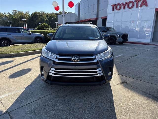used 2019 Toyota Highlander car, priced at $18,987