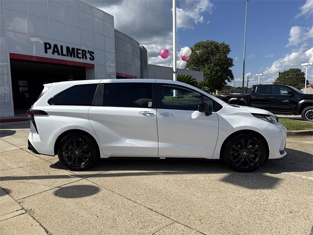 used 2025 Toyota Sienna car, priced at $51,987