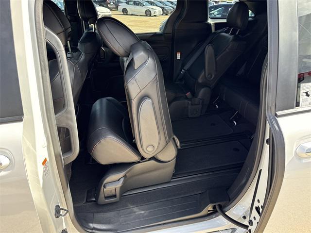 used 2025 Toyota Sienna car, priced at $51,987