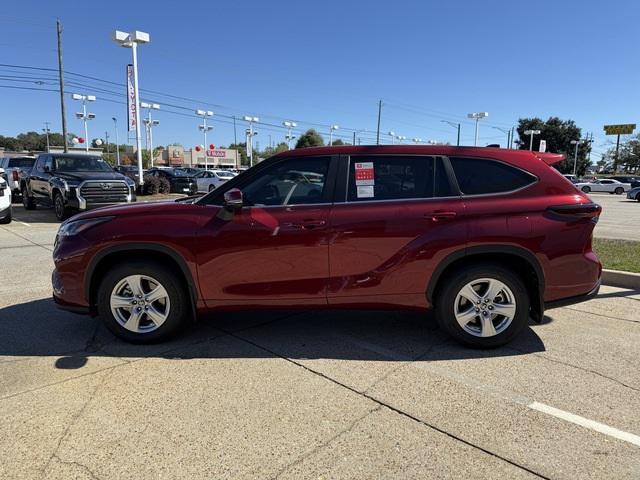 new 2024 Toyota Highlander car, priced at $43,349