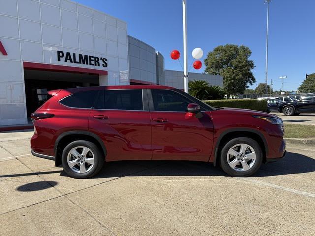 new 2024 Toyota Highlander car, priced at $43,349