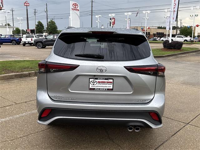 new 2025 Toyota Highlander car, priced at $50,164