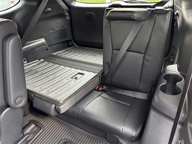 new 2025 Toyota Highlander car, priced at $50,164