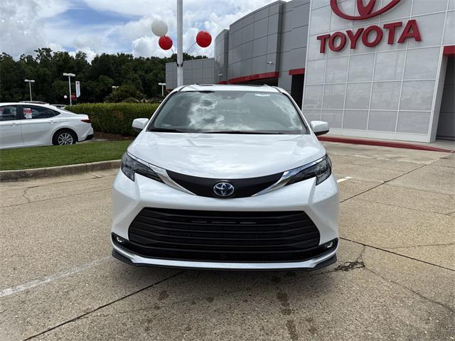 new 2025 Toyota Sienna car, priced at $48,155
