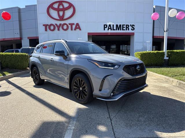 new 2025 Toyota Highlander car, priced at $51,820